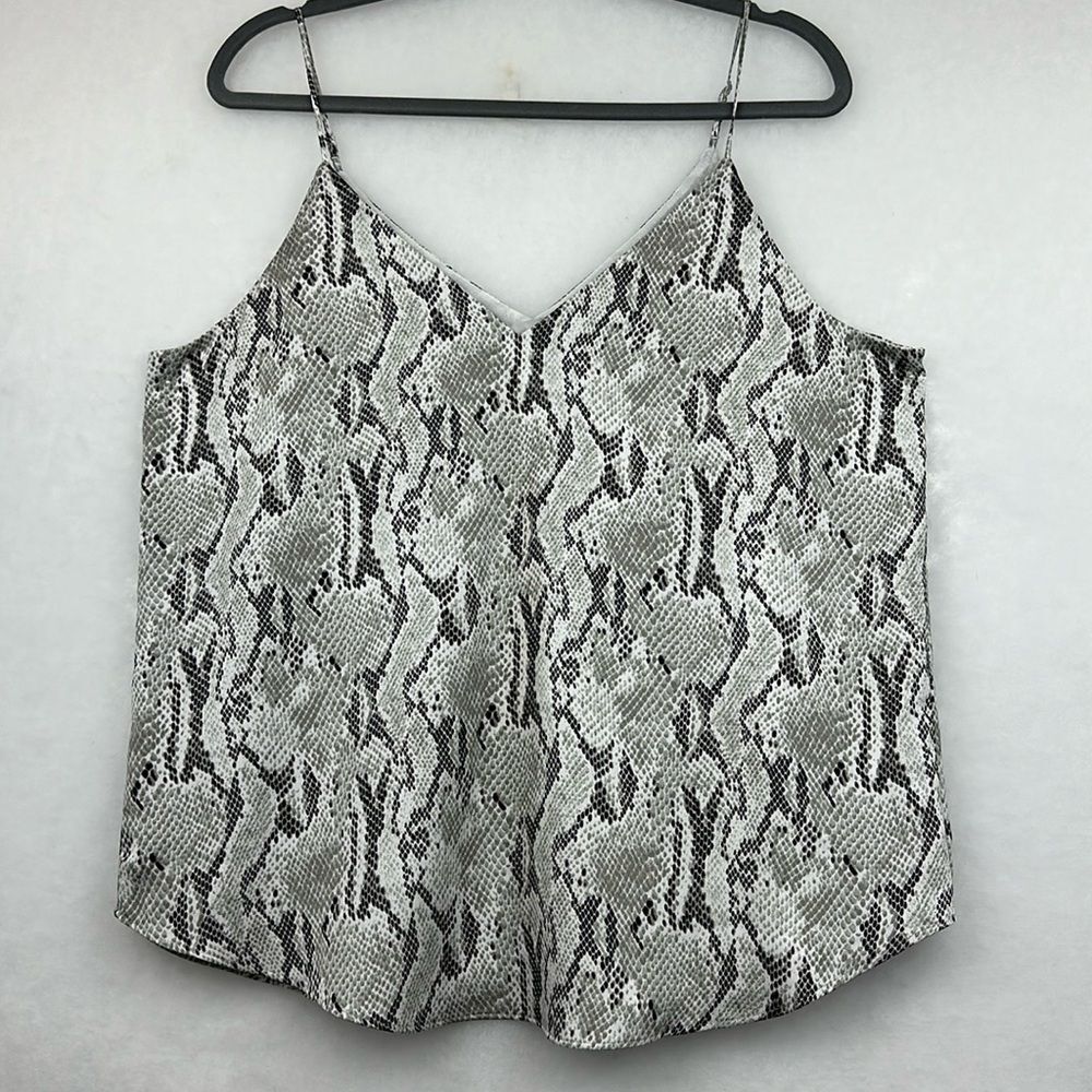 Express SNAKE PRINT V-NECK CLASSIC CAMISOLE SZ LARGE